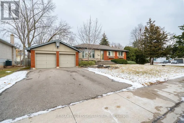 635 PEELE BOULEVARD, Burlington (Brant), Ontario L7R3B8