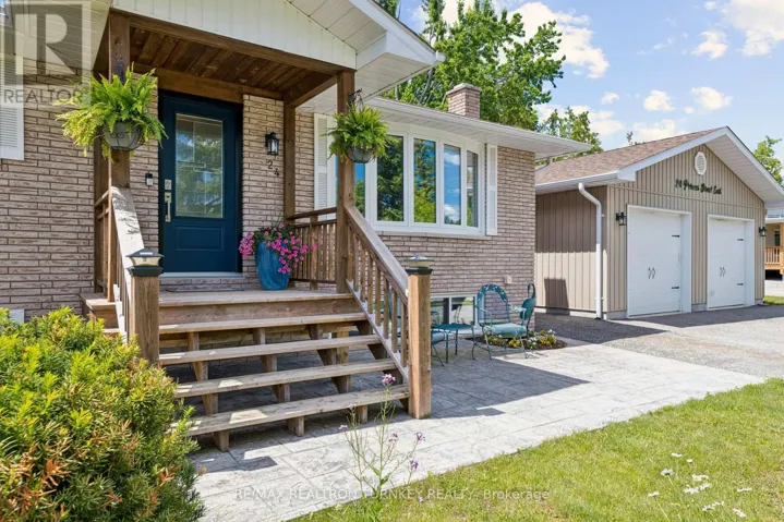 24 PRINCES' STREET E, Kawartha Lakes (Fenelon Falls), Ontario K0M1N0