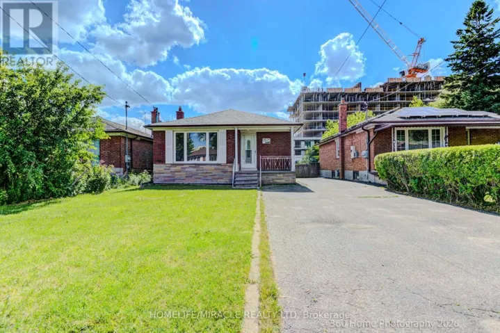 108 CLETA DRIVE, Toronto (Kennedy Park), Ontario M1K3G7