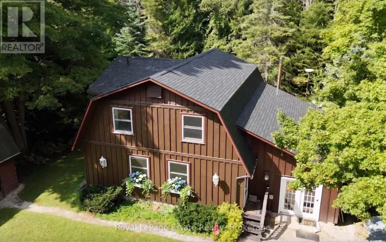 44 WHITEFISH BOULEVARD, South Bruce Peninsula, Ontario N0H2T0