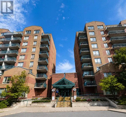 907 - 35 HOLLAND AVENUE, Ottawa, Ontario K1Y4S2