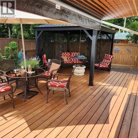 24 6050 Island Hwy, Qualicum Beach, British Columbia V9K2E1