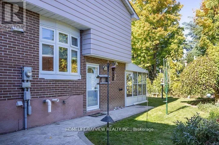 26 JONDAN CRESCENT, Markham (Royal Orchard), Ontario L3T3Z5