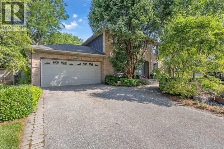 44 HAMMILL Court, Ancaster, Ontario L9G4L4