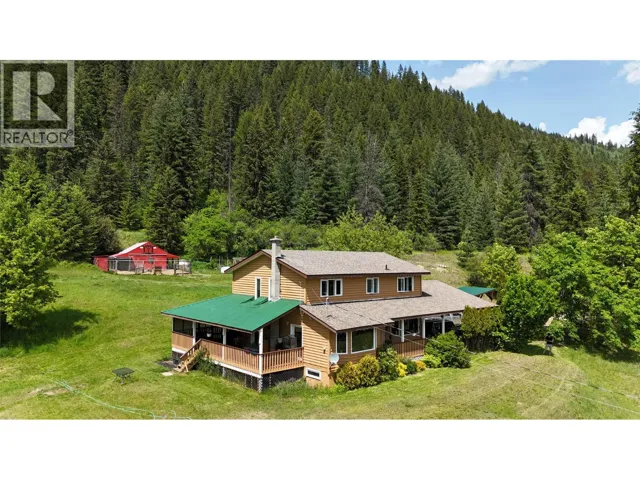 6785 Perrys Back Road, Appledale, British Columbia V0G2J0
