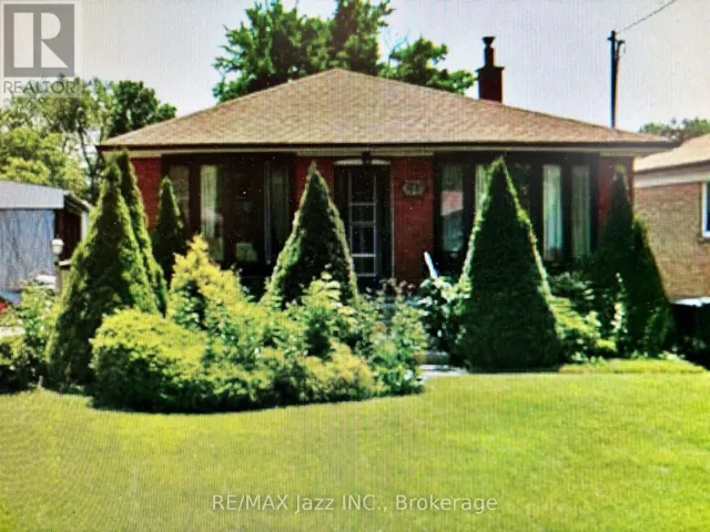 61 KOOTENAY CRESCENT, Toronto (Bendale), Ontario M1J1S1