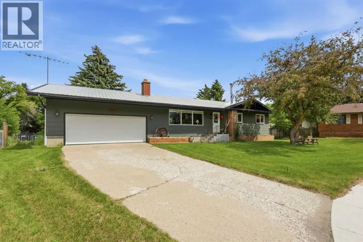 2305 17 Street, Nanton, Alberta T0L1R0