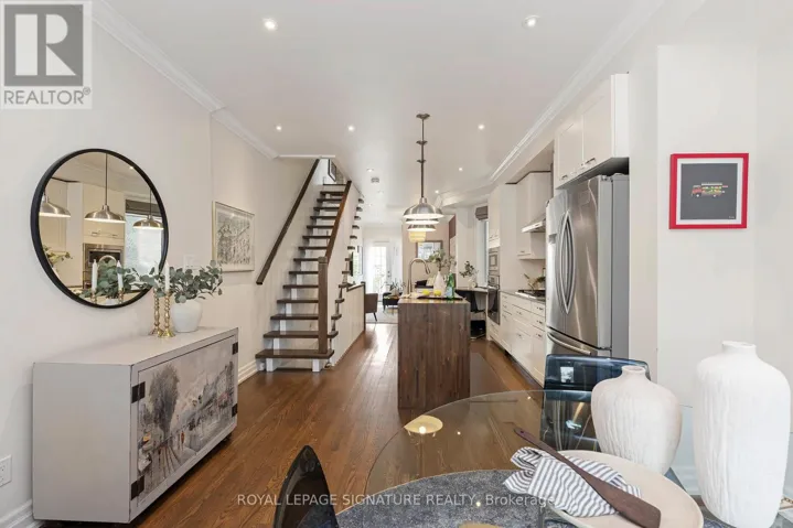 174 YARMOUTH ROAD, Toronto (Dovercourt-Wallace Emerson-Junction), Ontario M6G1X4
