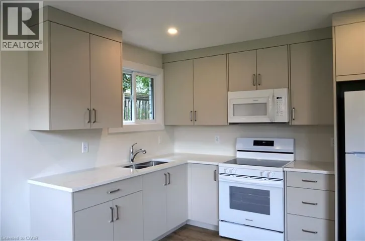254 CEDAR Street, Simcoe, Ontario N3Y2H9
