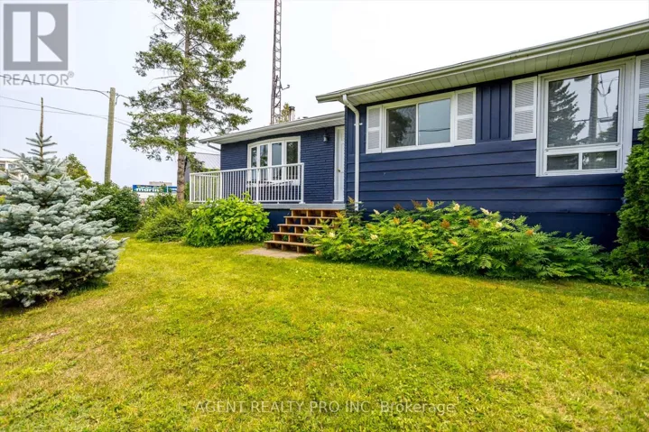 21 ORIOLE ROAD, Kawartha Lakes (Fenelon Falls), Ontario K0M1N0