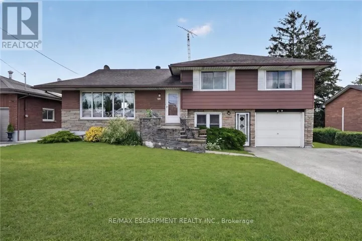 300 KNOLL STREET, Port Colborne (Main Street), Ontario L3K5B9