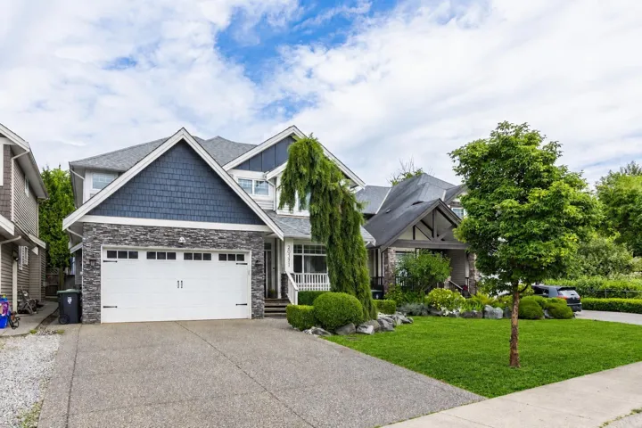20371 98A AVENUE, Langley, British Columbia V1M0A6