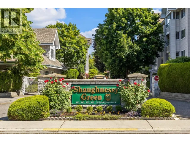 980 Glenwood Avenue Unit# 304 Lot# SL 75, Kelowna, British Columbia V1Y9P2