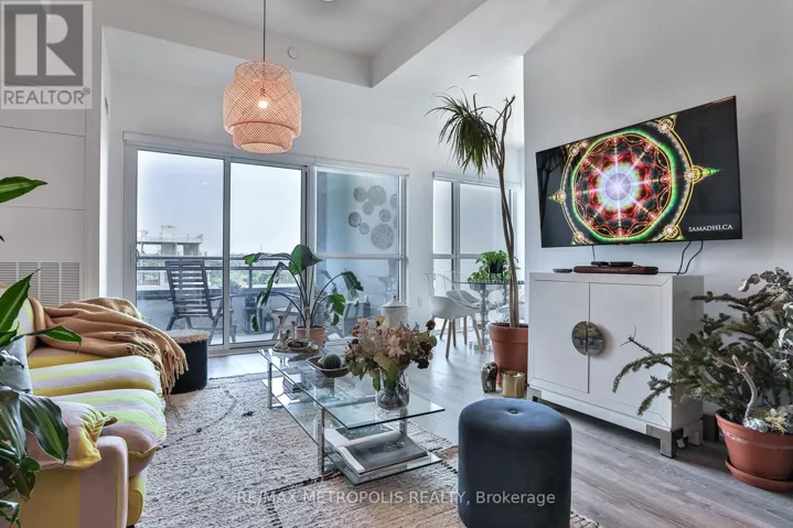 703 - 25 NEIGHBOURHOOD LANE, Toronto (Stonegate-Queensway), Ontario M8Y0C4