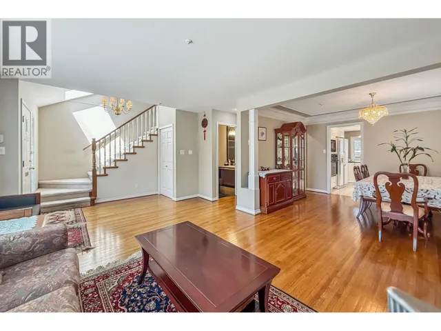 2755 W 20TH AVENUE, Vancouver, British Columbia V6L1H1