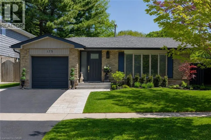 173 CHEBUCTO Drive, Oakville, Ontario L6J5R1