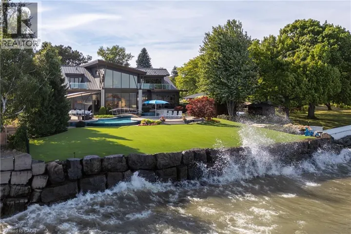 1540 WATERSEDGE Road, Mississauga, Ontario L5J1A4