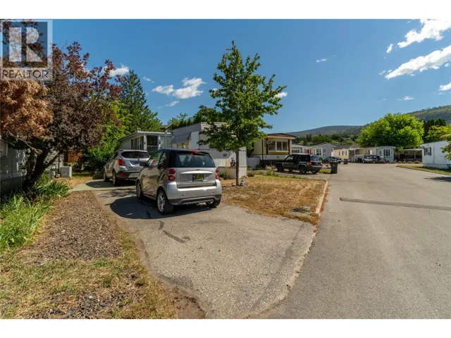 197 Dauphin Avenue Unit# 32, Penticton, British Columbia V2A3S3