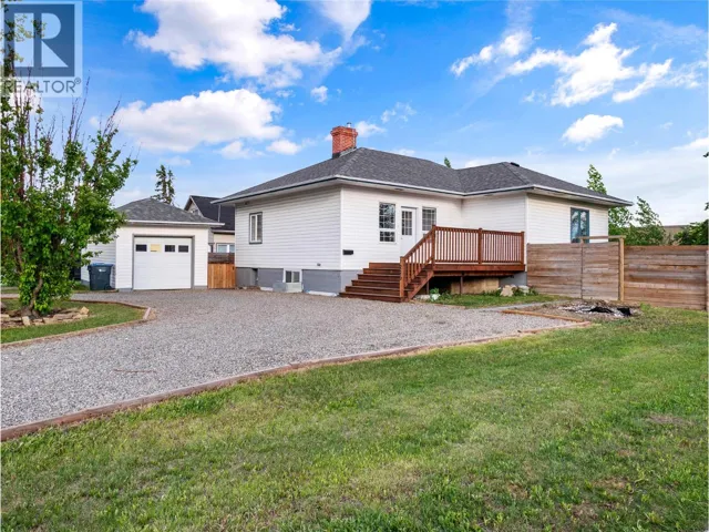 1229 105 Avenue, Dawson Creek, British Columbia V1G2L8