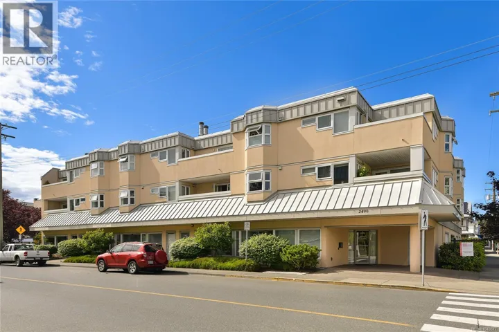 301 2490 Bevan Ave, Sidney, British Columbia V8L5C6