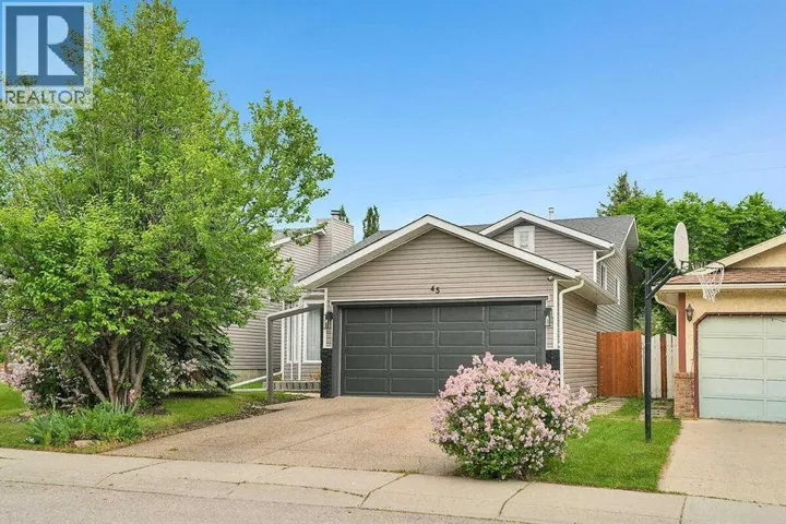 45 Shawinigan Road SW, Calgary, Alberta T2Y2V6