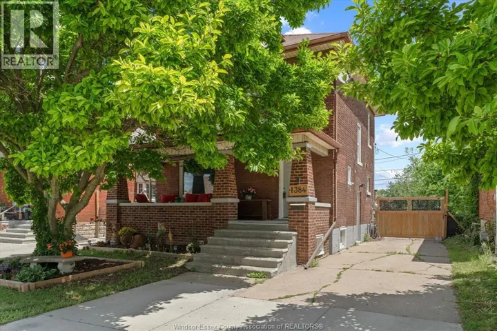 1384 PILLETTE ROAD, Windsor, Ontario N8Y3B9