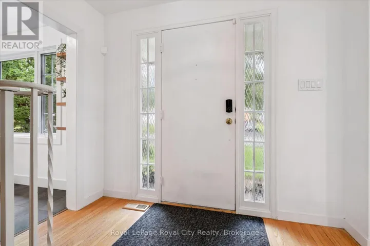 780