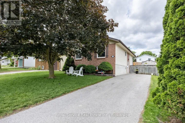 900 STEWART DRIVE, Peterborough (Ashburnham Ward 4), Ontario K9J7R4