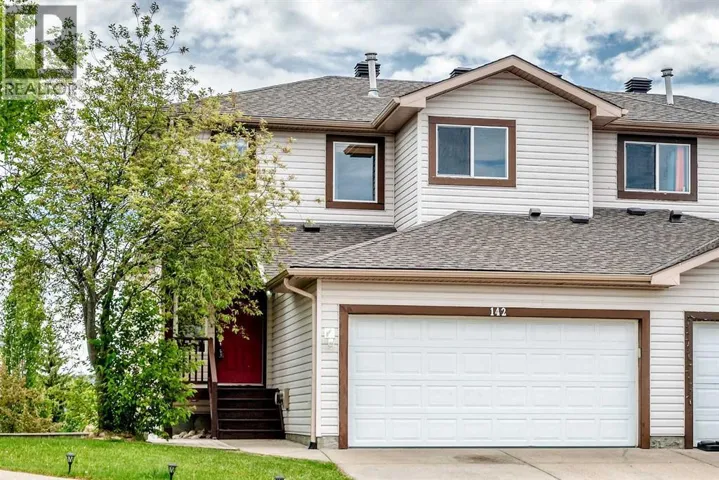 142 Quigley Close, Cochrane, Alberta T4C1S4