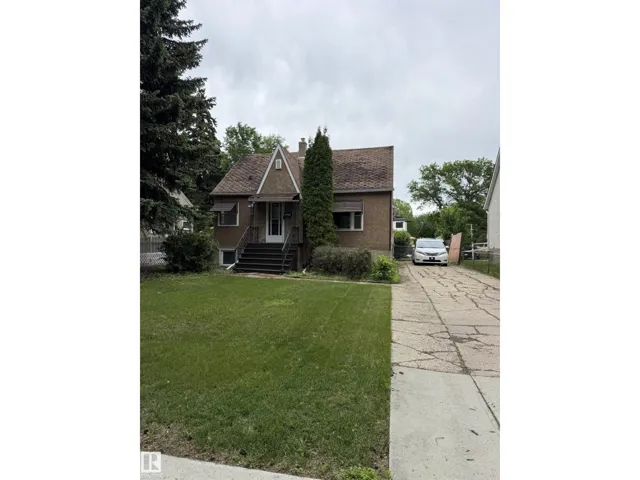 12215 103 ST NW, Edmonton, Alberta T5G2K2