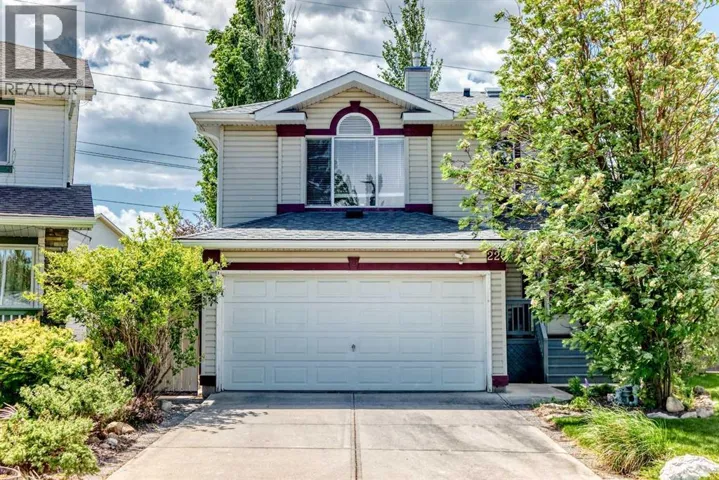 220 Shawbrooke Manor SW, Calgary, Alberta T2Y3L7