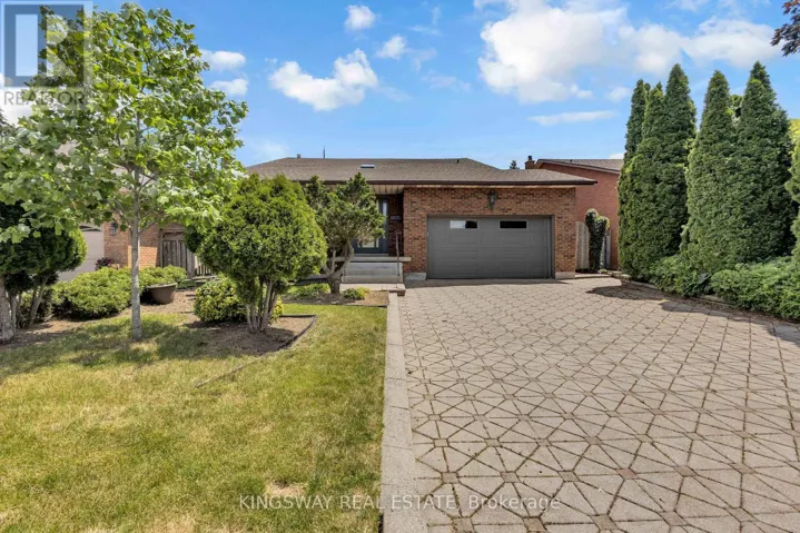 56 BEN TIRRAN CRESCENT, Hamilton (Stoney Creek), Ontario L8G4V7
