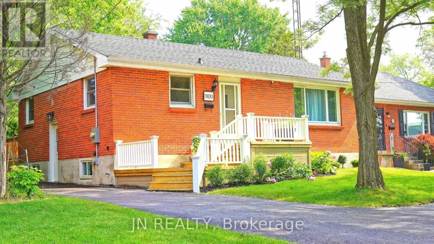 1100 BRUCE STREET, Sarnia, Ontario N7V3B3
