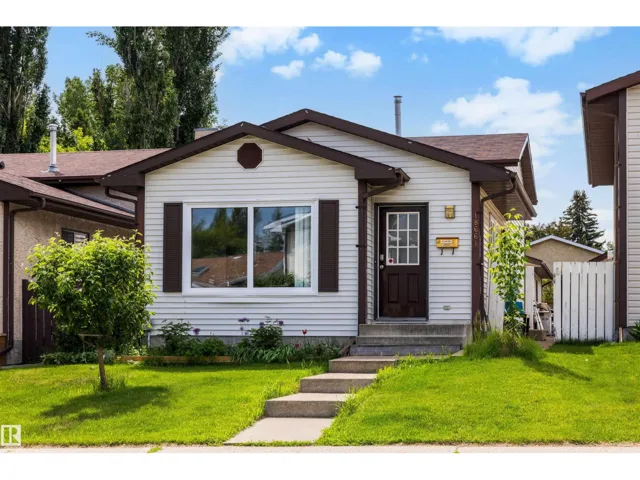 18661 61 AV NW, Edmonton, Alberta T6M2B3