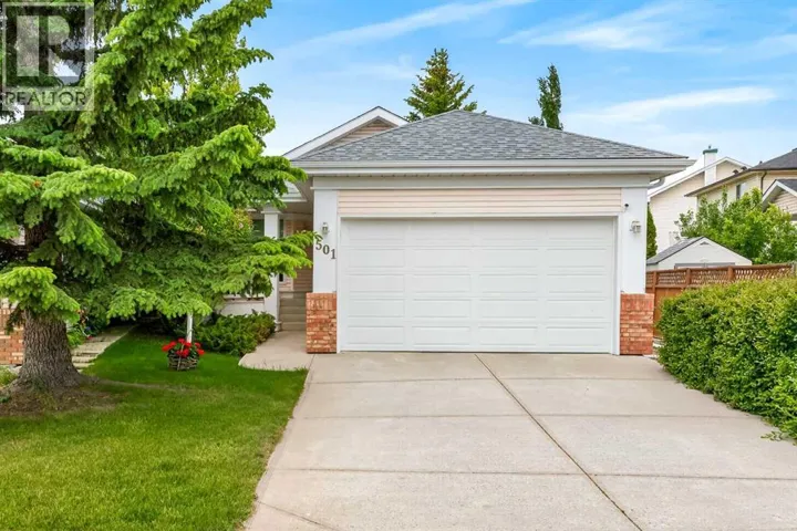 501 Coral Keys Villas NE, Calgary, Alberta T3J3L8