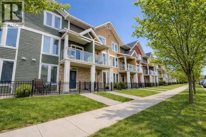 37 Auburn Bay Link SE, Calgary, Alberta T3M0Y5