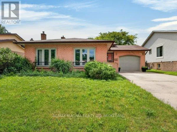 34 CRESTCOMBE ROAD, St. Catharines (Ridley), Ontario L2S2J4