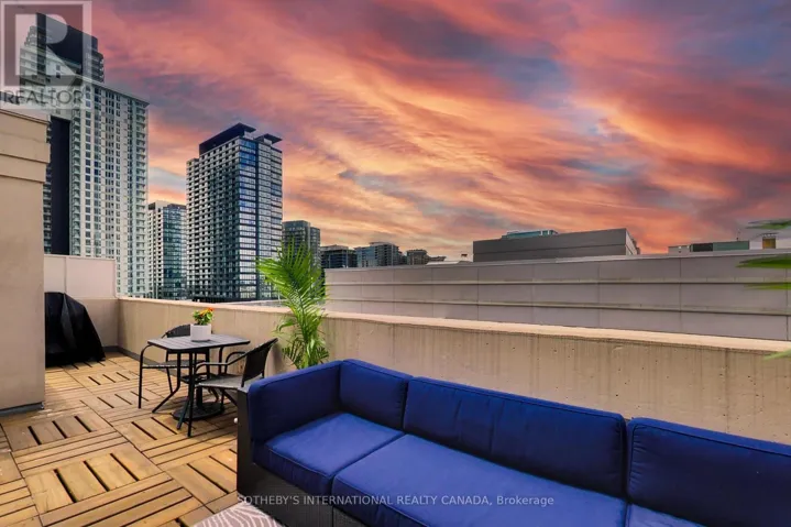 PH10 - 18 STAFFORD STREET, Toronto (Niagara), Ontario M5V3W4