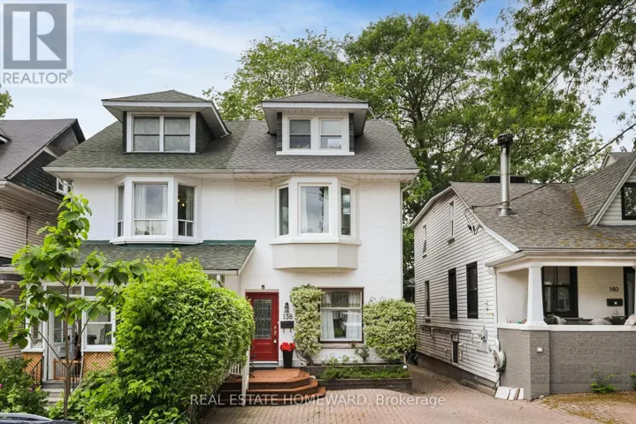 138 LEE AVENUE, Toronto (The Beaches), Ontario M4E2P3