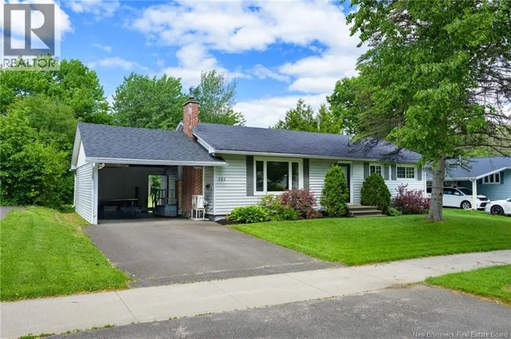 101 Dover Crescent, Fredericton, New Brunswick E3B4T8
