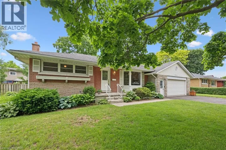 77 MAYWOOD Road, Kitchener, Ontario N2C2A2
