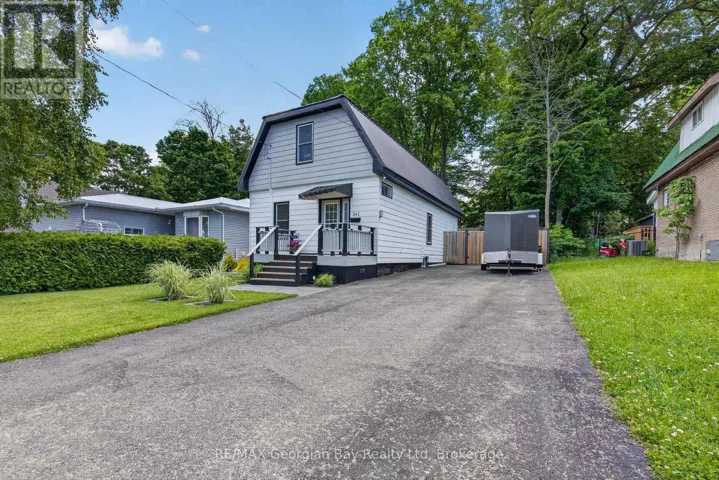 241 DONALDA STREET, Midland, Ontario L4R2N4