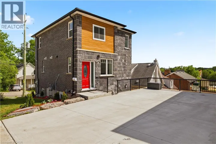 131 ST GEORGE Street, Kitchener, Ontario N2G2T2
