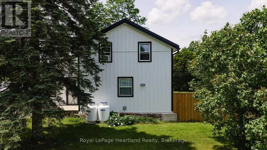 2010 ALMA STREET N, Howick, Ontario N0G1X0