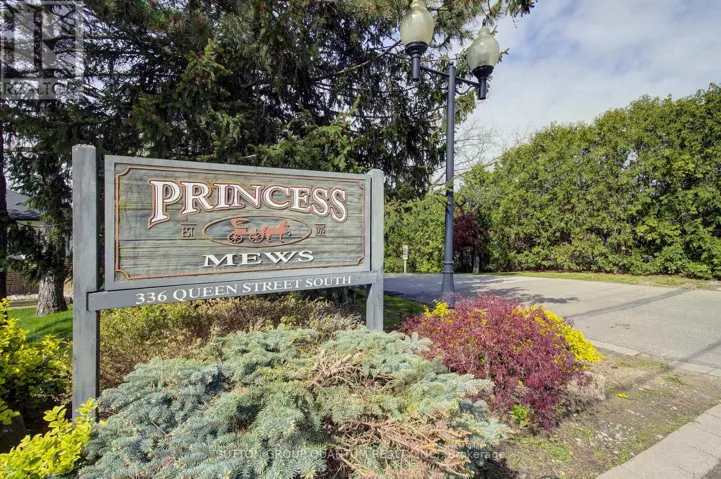14 - 336 QUEEN STREET S, Mississauga (Streetsville), Ontario L5M1M2