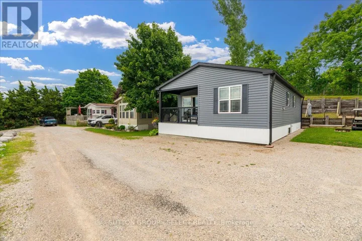 415 - 8685 ROCK GLEN ROAD, Lambton Shores (Arkona), Ontario N0M1B0
