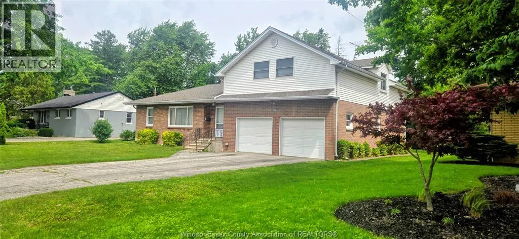 960 SCOFIELD AVENUE, Windsor, Ontario N9G1L7