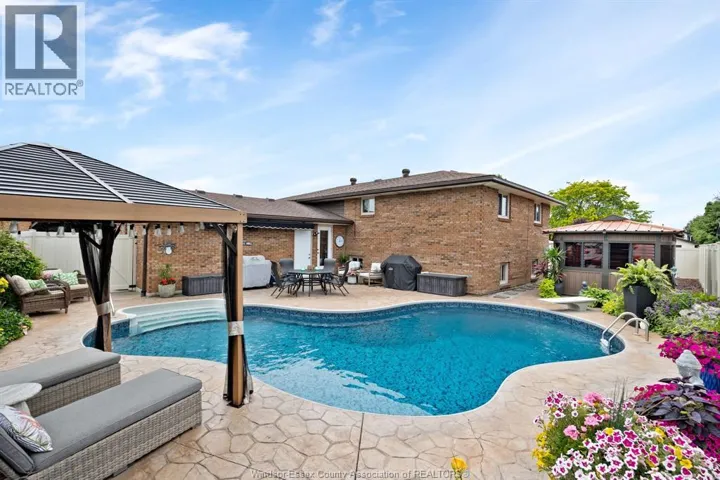 1251 Huntwick PLACE, LaSalle, Ontario N9H2B4