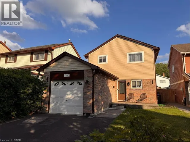 19 DALZELL Avenue, Brampton, Ontario L6Z1H1