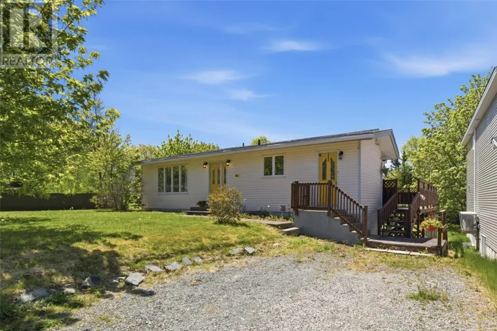 40 Squires Avenue, Conception Bay South, Newfoundland & Labrador A1W4R5